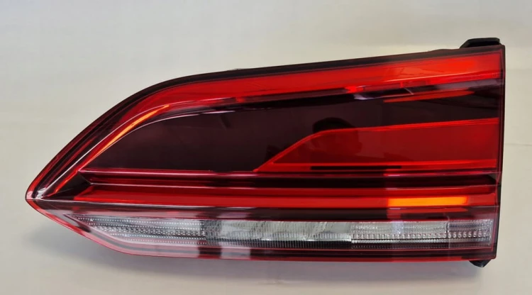 VW TOUAREG 3 III LAMPA TYŁ PRAWA LED 760945094A