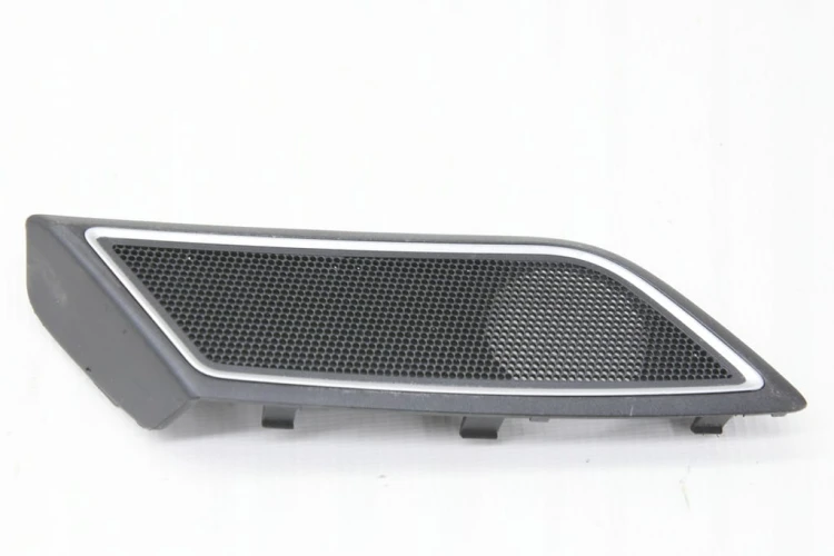 VW GOLF SPORTSVAN ZAŚLEPKA OSŁONA GŁOŚNIKA DRZWI PRAWA 517867470A