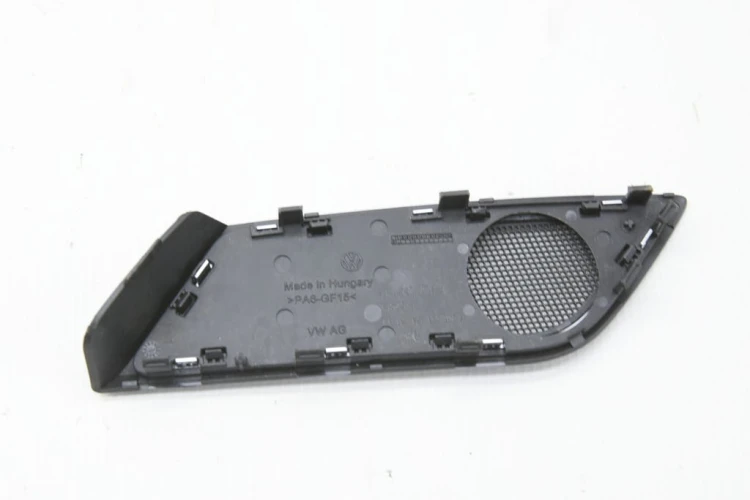VW GOLF SPORTSVAN ZAŚLEPKA OSŁONA GŁOŚNIKA DRZWI PRAWA 517867470A