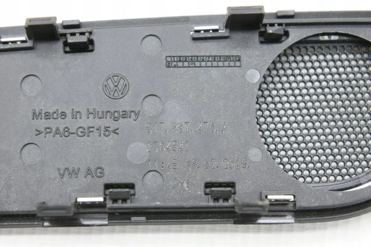 VW GOLF SPORTSVAN ZAŚLEPKA OSŁONA GŁOŚNIKA DRZWI PRAWA 517867470A