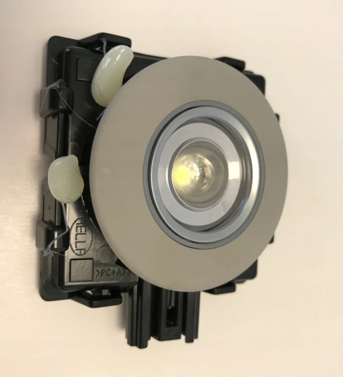VW TOUAREG III 3 LAMPKA PODSUFITKI LED 4M0 SZARA