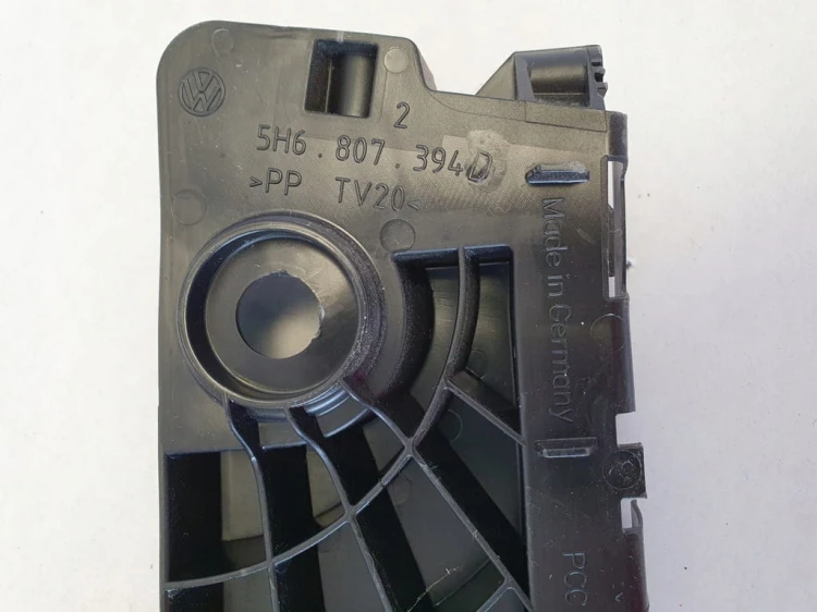 VW GOLF 8 VIII ŚLIZG ZDERZAKA PRAWY TYŁ 5H6807394D